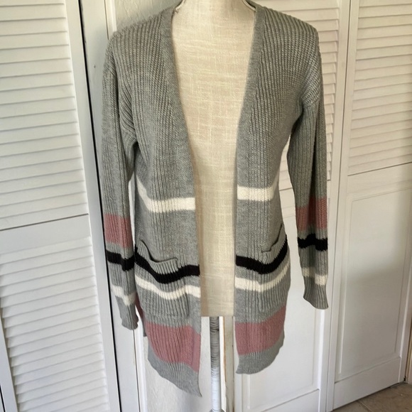 Misia Sweaters - Misia Gray and Pink Cardigan Sweater with Color Block‎ Design